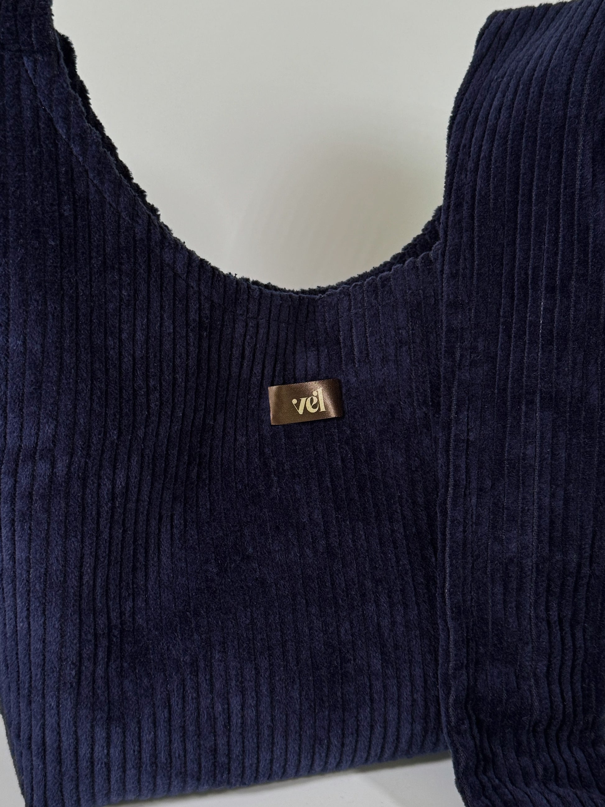 Velveta soma "vēlme" Mellene