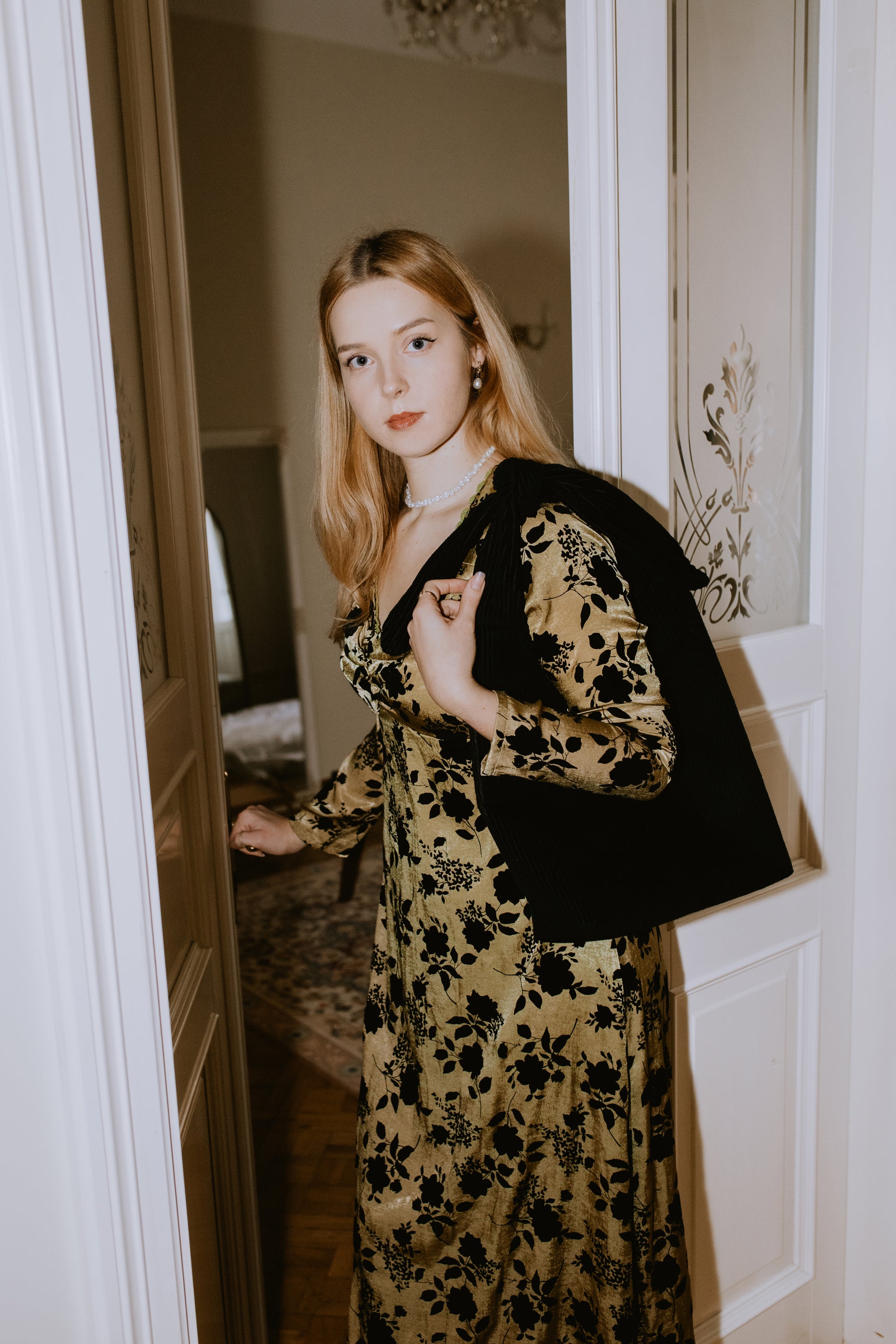 PIRMS-PASŪTĪJUMS. Velveta soma "vēlme grande" Ogle