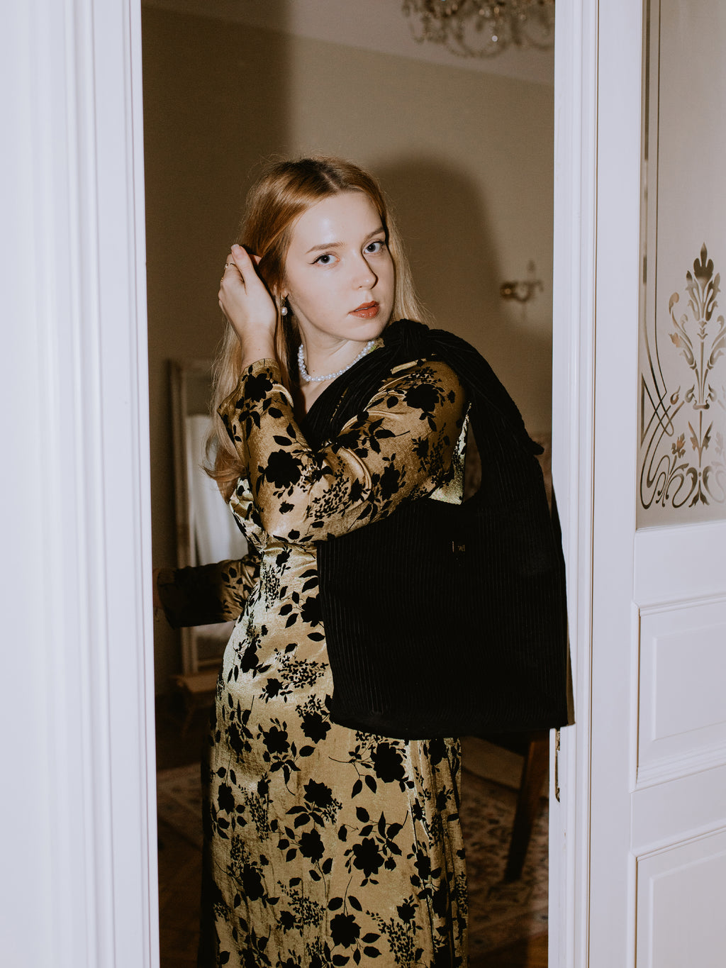 PIRMS-PASŪTĪJUMS. Velveta soma "vēlme grande" Ogle