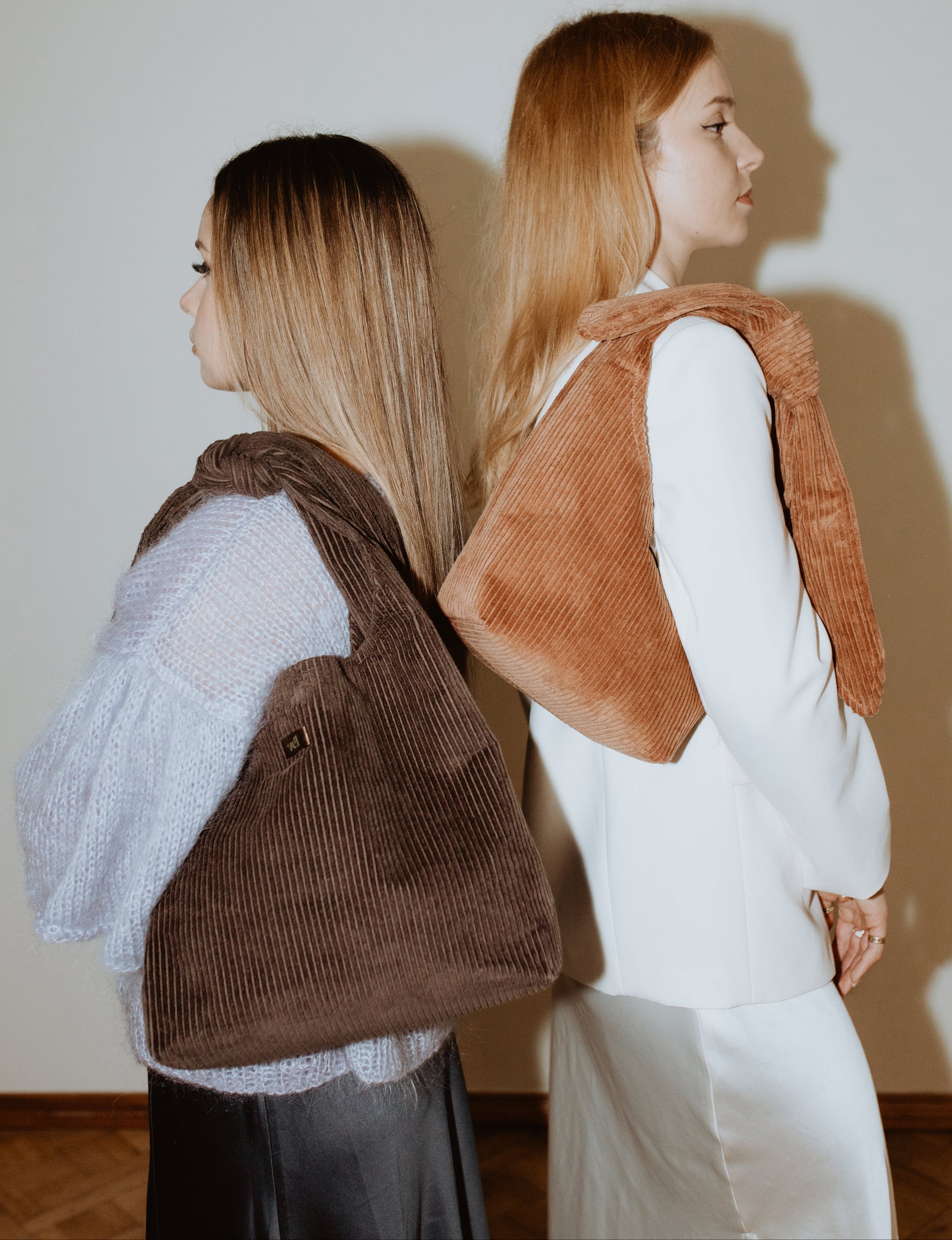 Velveta soma "vēlme grande" Espresso