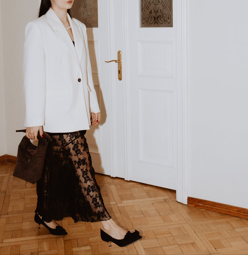 PIRMS-PASŪTĪJUMS. Velveta clutch "vēlme mini" Espresso