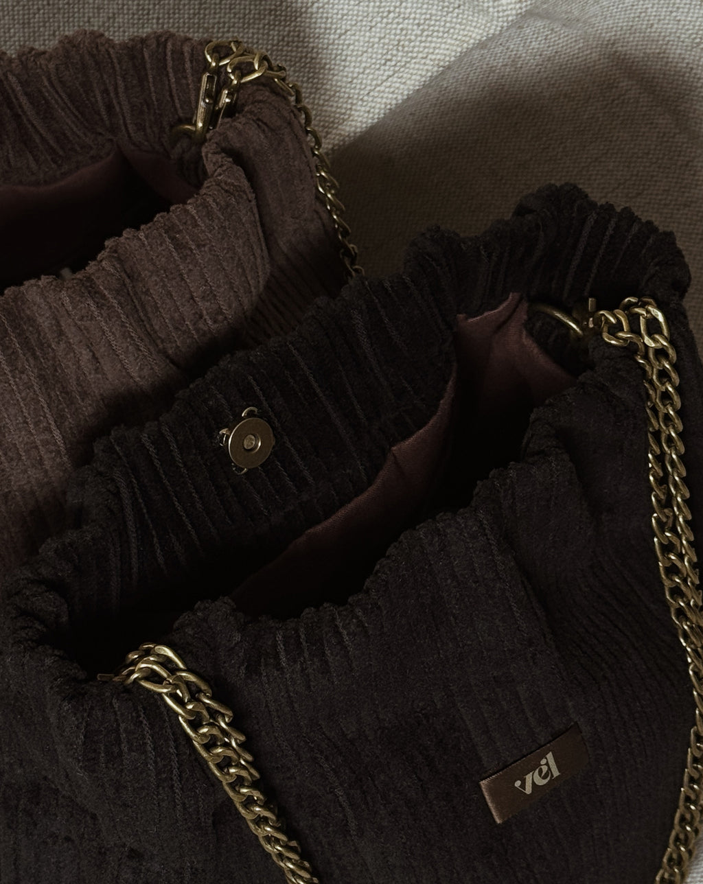 Velveta soma "aura" Ogle