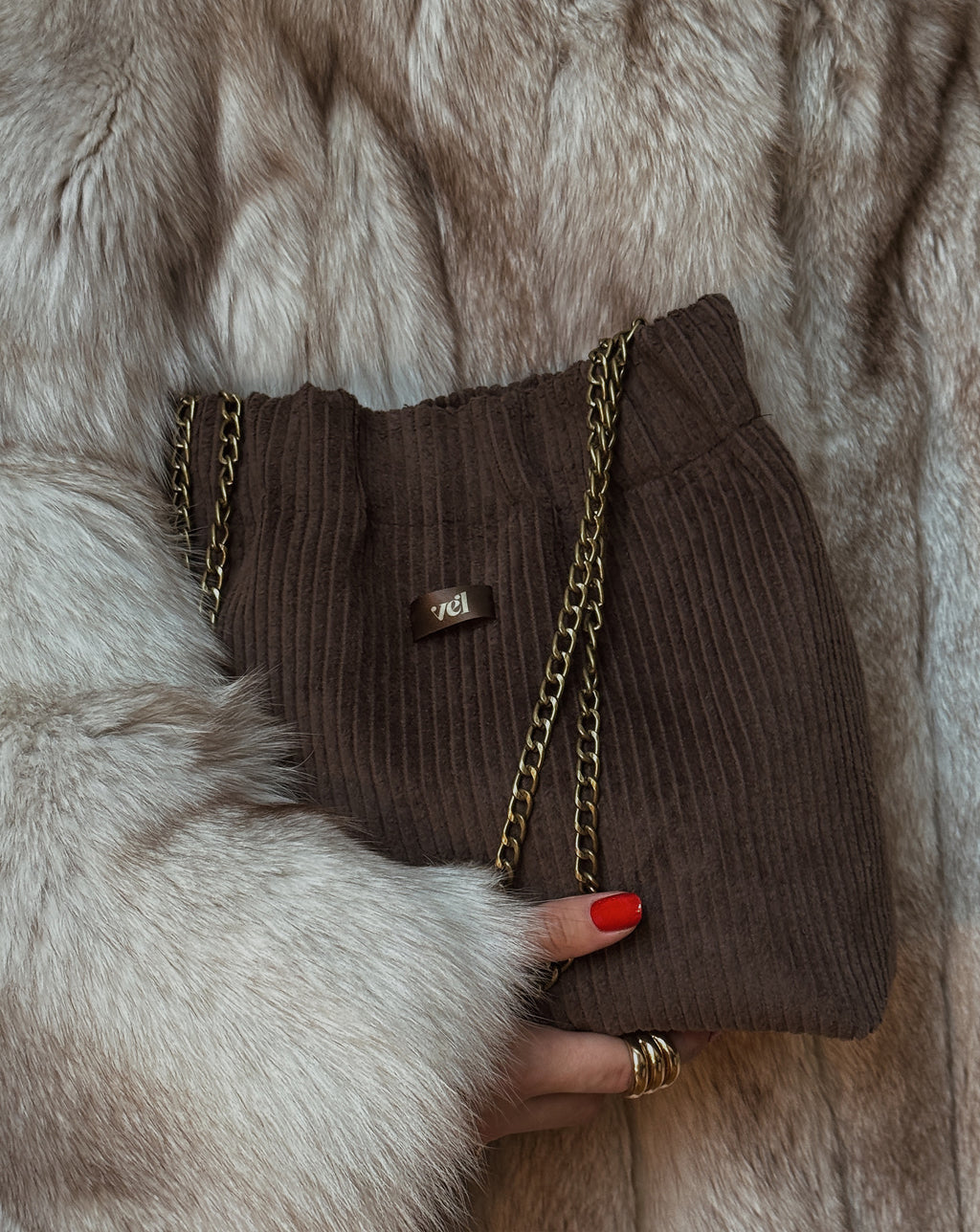 Velveta soma "aura" Espresso